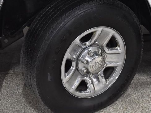 Used 2018 RAM 2500 Tradesman w/ Chrome Appearance Group image 12