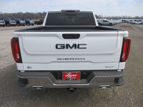 New 2026 GMC Sierra 1500 SLT w/ SLT Convenience Package image 5