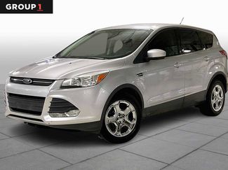 Used 2016 Ford Escape SE video 1