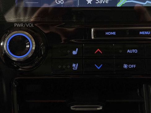 Used 2021 Toyota Highlander Limited AWD/4WD image 35