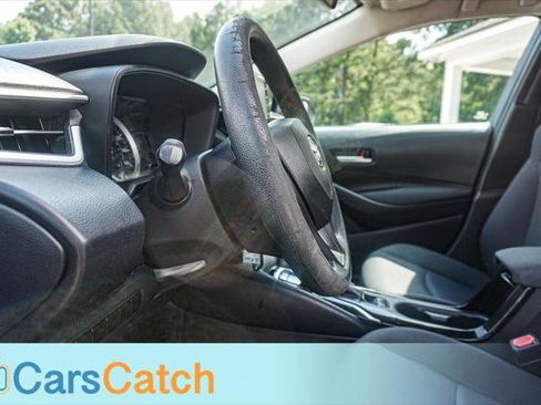 Used 2021 Toyota Corolla LE FWD image 18