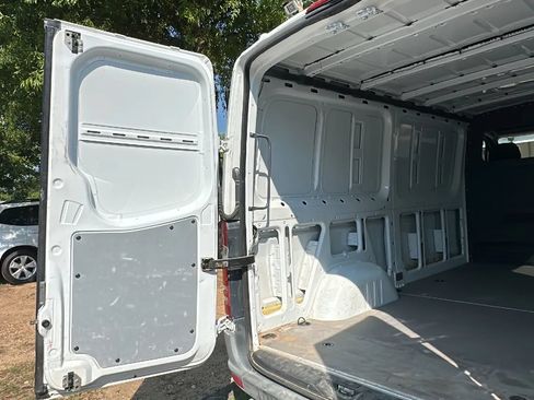 Used 2015 Mercedes-Benz Sprinter 2500 w/ Additional Battery Package image 14