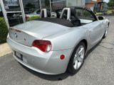 Used 2006 BMW Z4 3.0i image 3