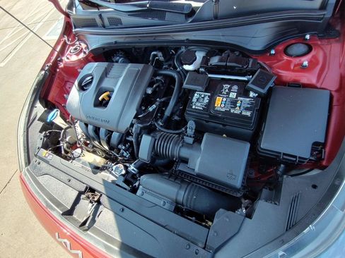 Used 2022 Kia Forte LXS FWD image 12