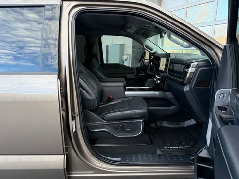 Used 2023 Ford F350 Lariat w/ Black Appearance Package image 20