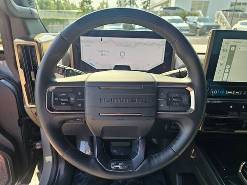 Used 2024 GMC Hummer EV 2X AWD/4WD image 26