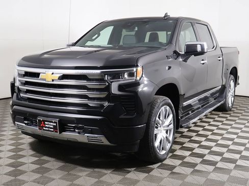 Used 2023 Chevrolet Silverado 1500 High Country w/ LPO, Dark Essentials Package AWD/4WD image 12