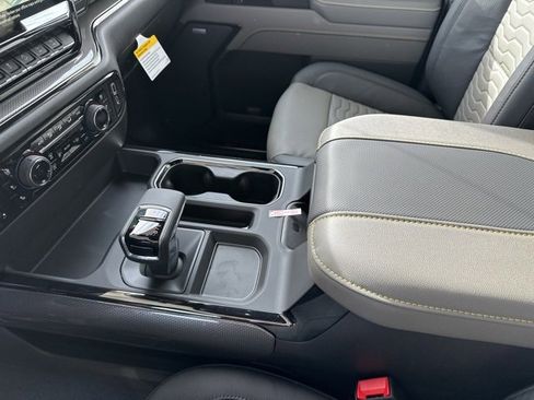 New 2026 Chevrolet Silverado 1500 ZR2 image 20