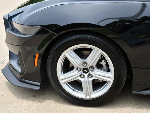 Used 2026 Ford Mustang Premium RWD image 6