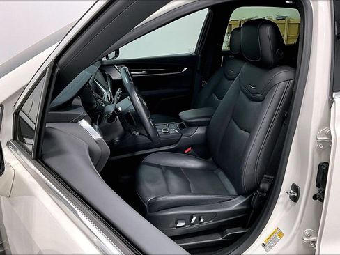 Used 2023 Cadillac XT5 Premium Luxury FWD image 31