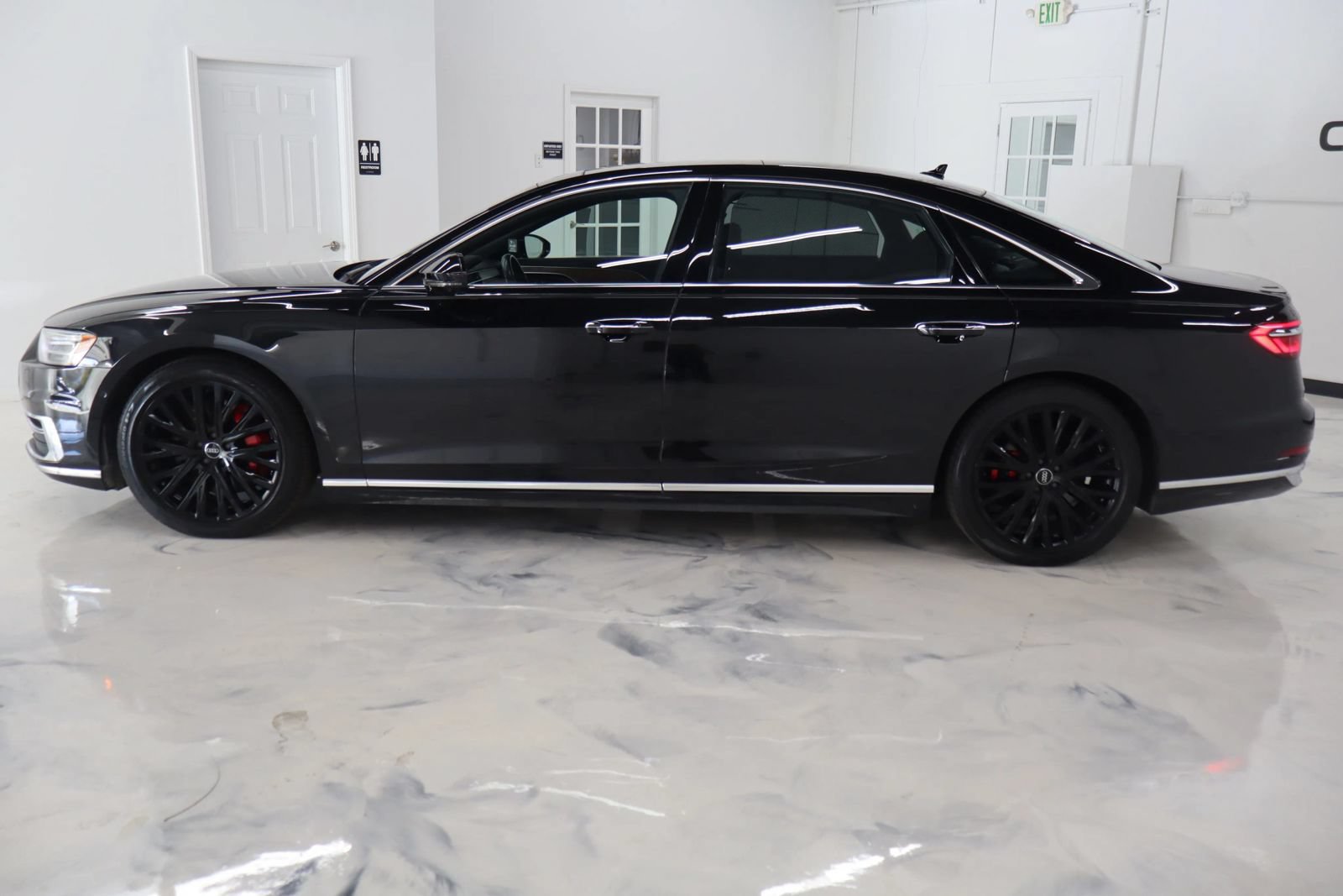 Used 2019 Audi A8 L 3.0T w/ Executive Package AWD/4WD image 5