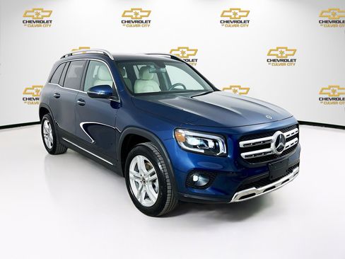 Used 2023 Mercedes-Benz GLB 250 w/ Premium Package image 1