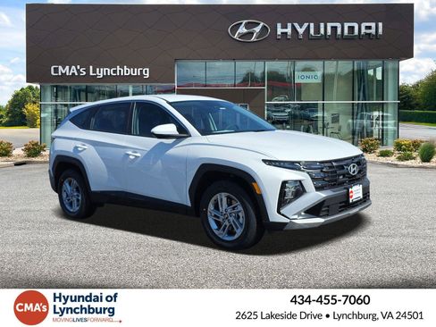 New 2026 Hyundai Tucson SE image 1