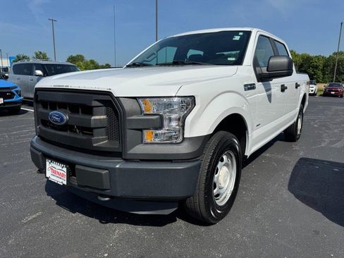 Used 2015 Ford F150 XL w/ Equipment Group 101A Mid AWD/4WD image 8