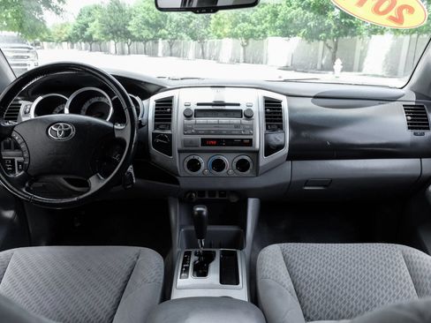 Used 2011 Toyota Tacoma 4x4 Double Cab w/ SR5 Pkg #2 image 21