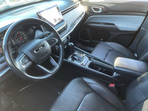 Used 2022 Jeep Compass Latitude image 17