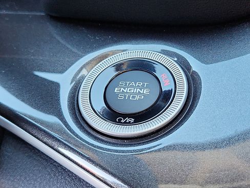 Used 2023 Jeep Grand Cherokee L Laredo w/ Luxury Tech Group I image 16