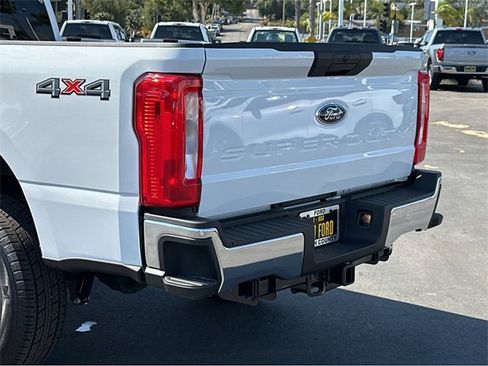 New 2025 Ford F250 XLT image 33