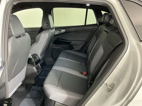 Used 2023 Volkswagen ID.4 Pro S AWD/4WD image 26