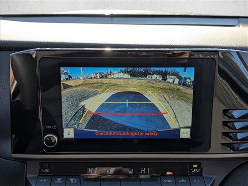 Used 2025 Toyota Camry LE image 14