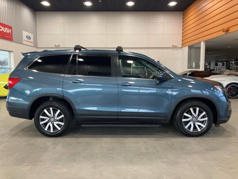 Used 2019 Honda Pilot EX image 4