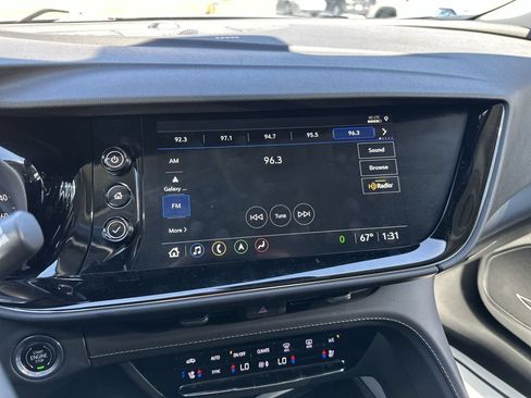 Used 2023 Buick Envision Avenir AWD/4WD image 18