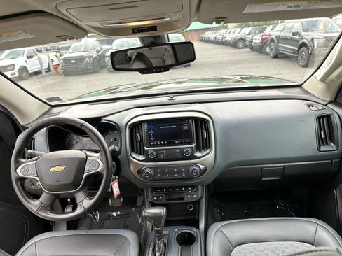 Used 2020 Chevrolet Colorado Z71 AWD/4WD image 24