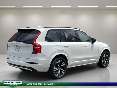 Used 2023 Volvo XC90 T8 Plus image 7