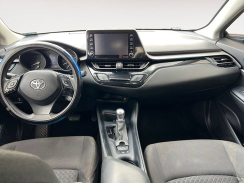 Used 2021 Toyota C-HR LE FWD image 10
