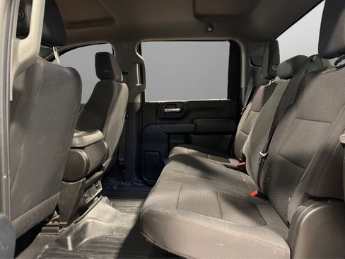 Used 2021 Chevrolet Silverado 2500 Custom w/ Custom Value Package image 34