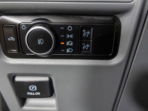 Used 2023 Ford F150 XLT image 31