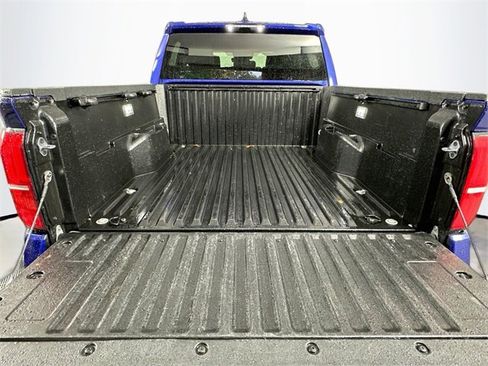 Used 2024 Toyota Tacoma TRD Off-Road image 27