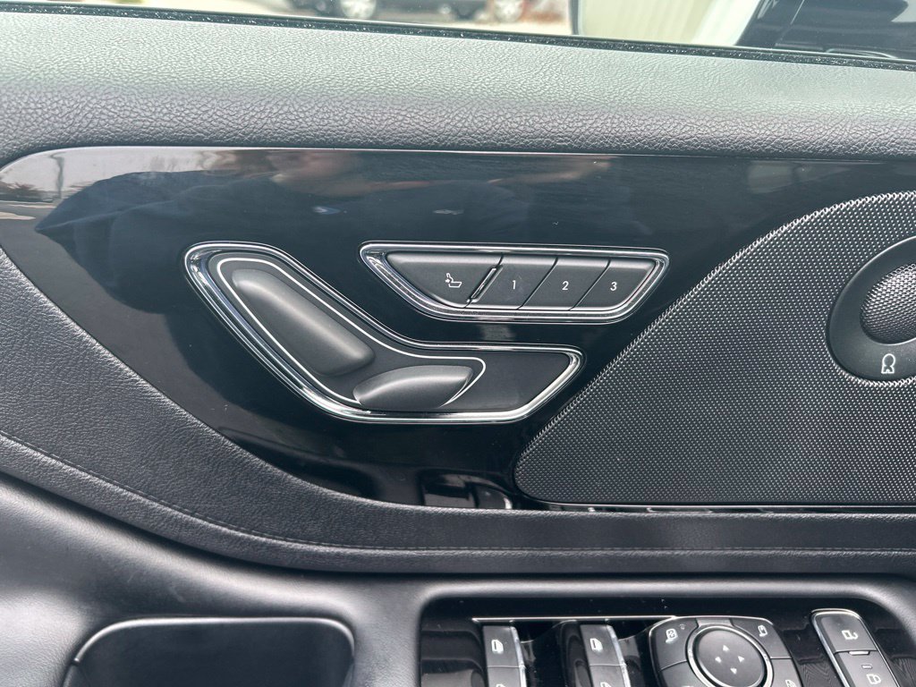 Certified 2020 Lincoln Aviator Reserve AWD/4WD image 15