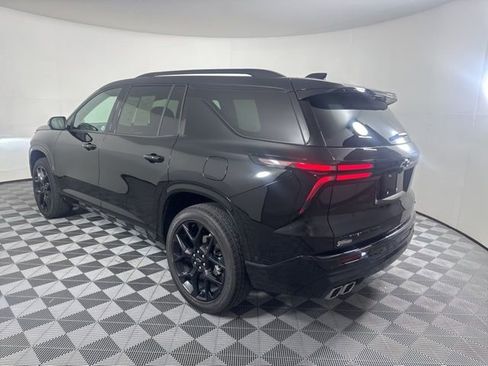 Used 2024 Chevrolet Traverse RS AWD/4WD image 5