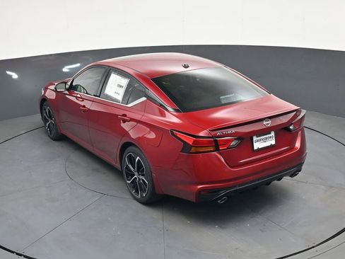 New 2026 Nissan Altima 2.5 SR FWD image 33