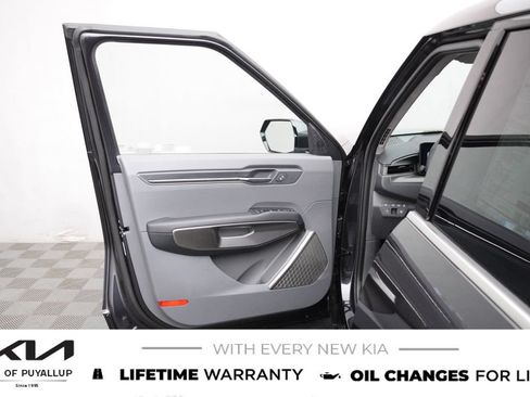 New 2026 Kia EV9 Light RWD image 9