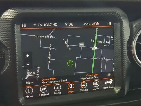 Used 2023 Jeep Wrangler Sahara w/ Cold Weather Group image 15