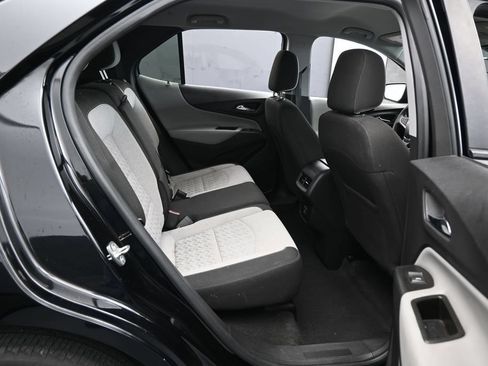 Used 2023 Chevrolet Equinox LS FWD image 33