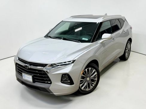 Used 2020 Chevrolet Blazer Premier w/ Driver Confidence II Package AWD/4WD image 4
