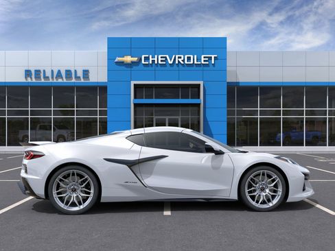 New 2025 Chevrolet Corvette Z06 w/ Battery Protection Package RWD image 5