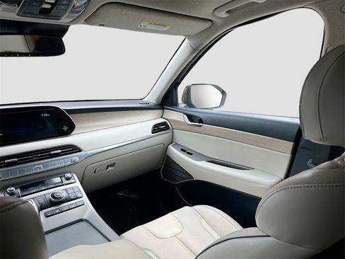 Used 2022 Hyundai Palisade Limited image 22