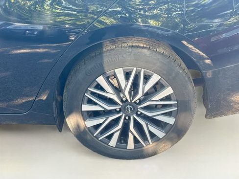Used 2023 Nissan Altima 2.5 SV FWD image 28