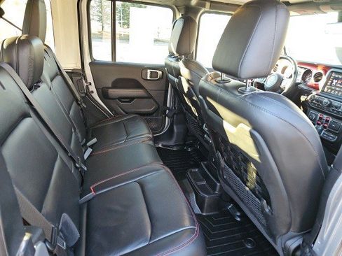 Used 2021 Jeep Wrangler Unlimited Rubicon image 16