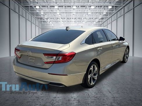 Used 2019 Honda Accord EX image 4