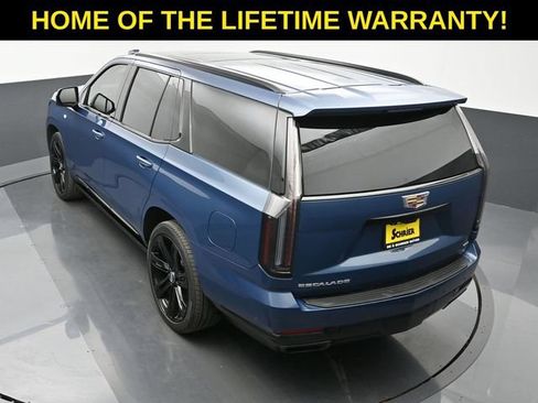 Used 2025 Cadillac Escalade Sport Platinum w/ LPO, Floor Liner Package AWD/4WD image 79