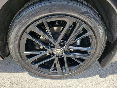 Used 2026 Toyota Camry SE FWD image 9