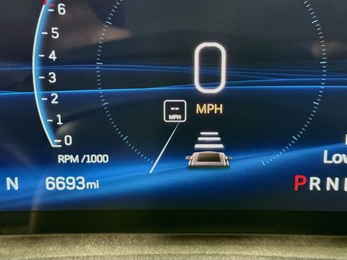 Used 2025 Cadillac XT4 Sport w/ LPO, Onyx Lite Package FWD image 14