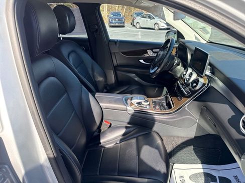 Used 2016 Mercedes-Benz GLC 300 4MATIC image 30