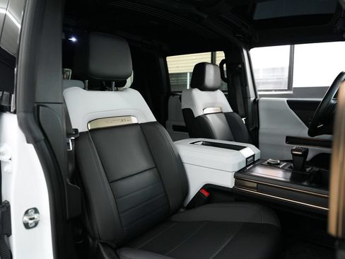 Used 2024 GMC Hummer EV 2X AWD/4WD image 36
