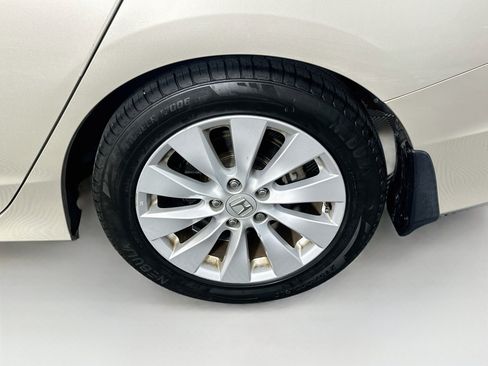 Used 2014 Honda Accord EX-L image 11